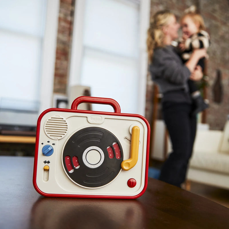 Estación Dj Tiny Rockers, Tiny Love