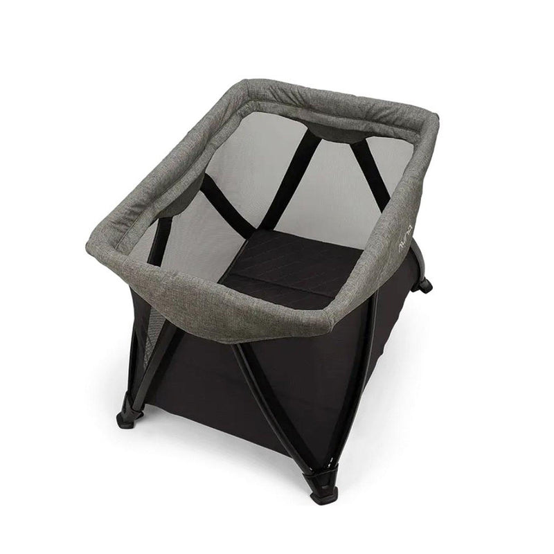 Cuna Pack and Play Sena Aire Charcoal, Nuna - KIDSCLUB Tienda ONLINE